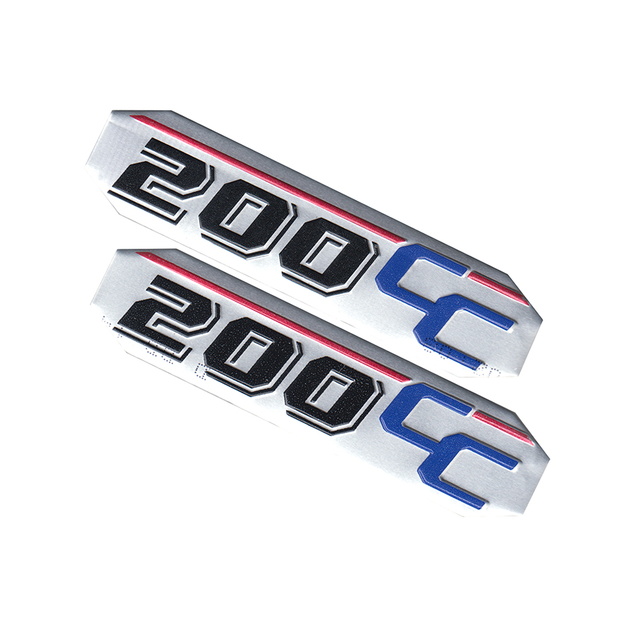 آرم قاب بغل موتورسیکلت فلزی چسبی 200 CC نقره ای